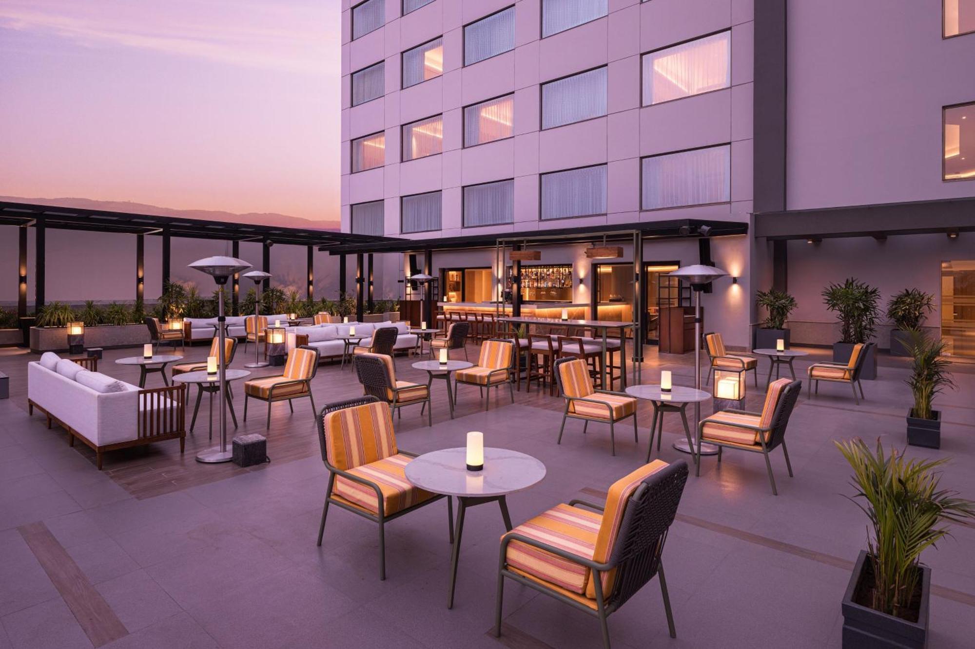 Courtyard By Marriott Shillong Exterior foto