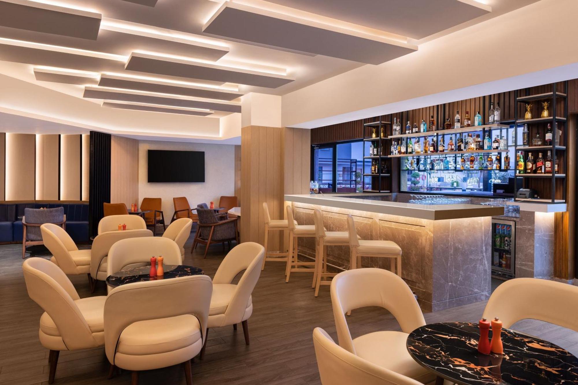Courtyard By Marriott Shillong Exterior foto