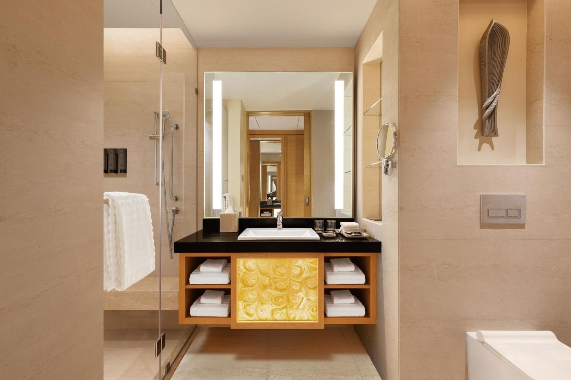 Courtyard By Marriott Shillong Exterior foto